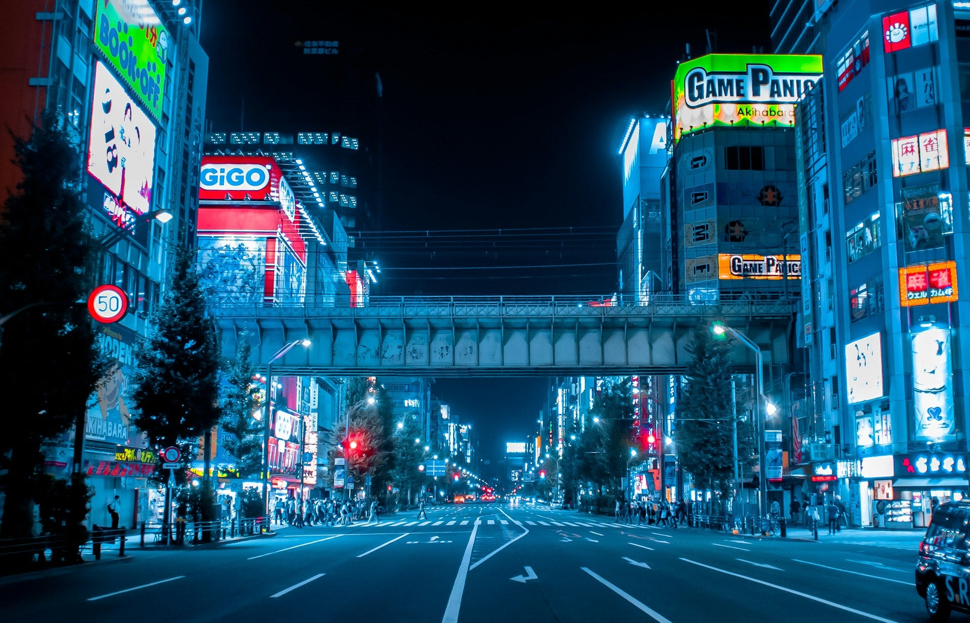 Explore Akihabara: Secret Spots for Anime and Tech Lovers